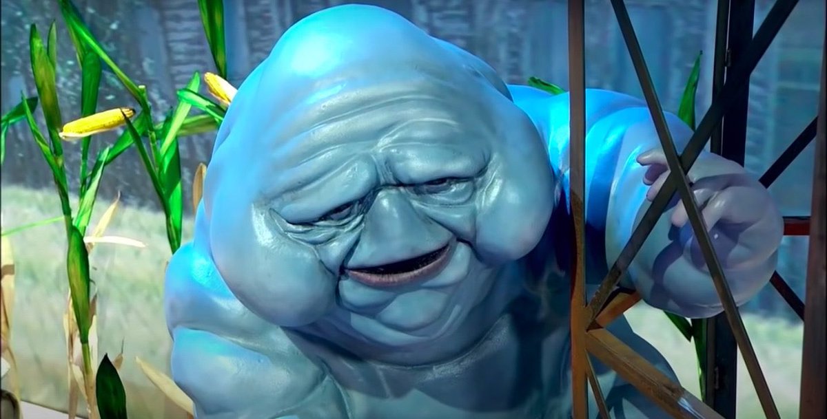 MarkAndTimhead's tweet photo. The Oscers this year was supposed to be a special night with actors and directors talking about important social issues. Instead, everyone is just going to talk about Muncher from new Ghostbusters 😔 https://t.co/RnMXUjHp20