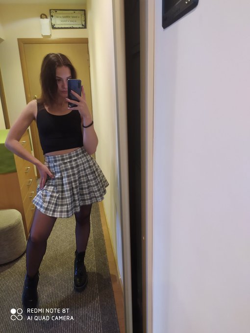 Baby girl https://t.co/SXK7TpIgcR