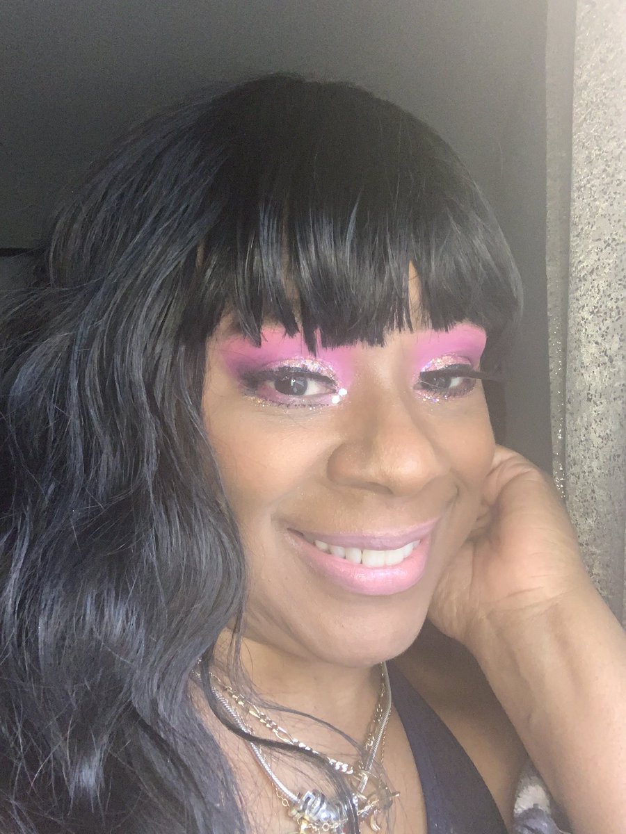 VanityNior's tweet photo. #makeup #beauty #makeupartist #fashion #love #mua #photography #like #beautiful #instagood #makeuptutorial #model #follow #style #instagram #girl #photooftheday #art #cute #skincare #selfie #makeuplover #photo #myself #me #smile #picoftheday #bhfyp #makeupaddic https://t.co/AAwDzw5USx