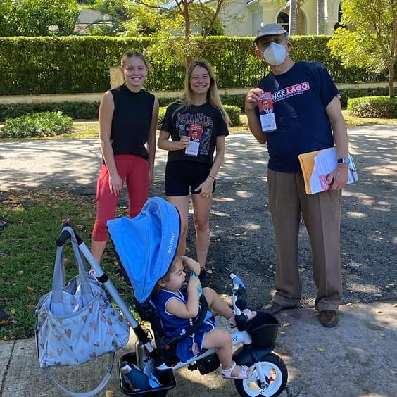 votevincelago's tweet photo. #TeamVince volunteers and I have knocked on over 1,500 doors this weekend! Thanks to all who have answered & provided us with the opportunity to speak with you about my vision for our City Beautiful! #CoralGables #VoteForVince #VoteVinceLago #RespectForThePast #VisionForTheFuture https://t.co/Zo54xpzEqe