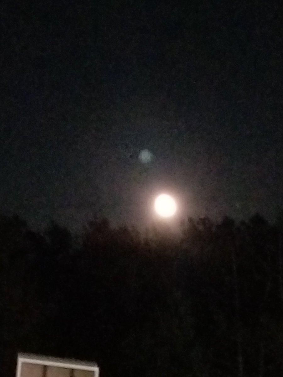 RClindist's tweet photo. @witchwalk Full moon  spell .eloquent put . https://t.co/ZChOdCFElJ