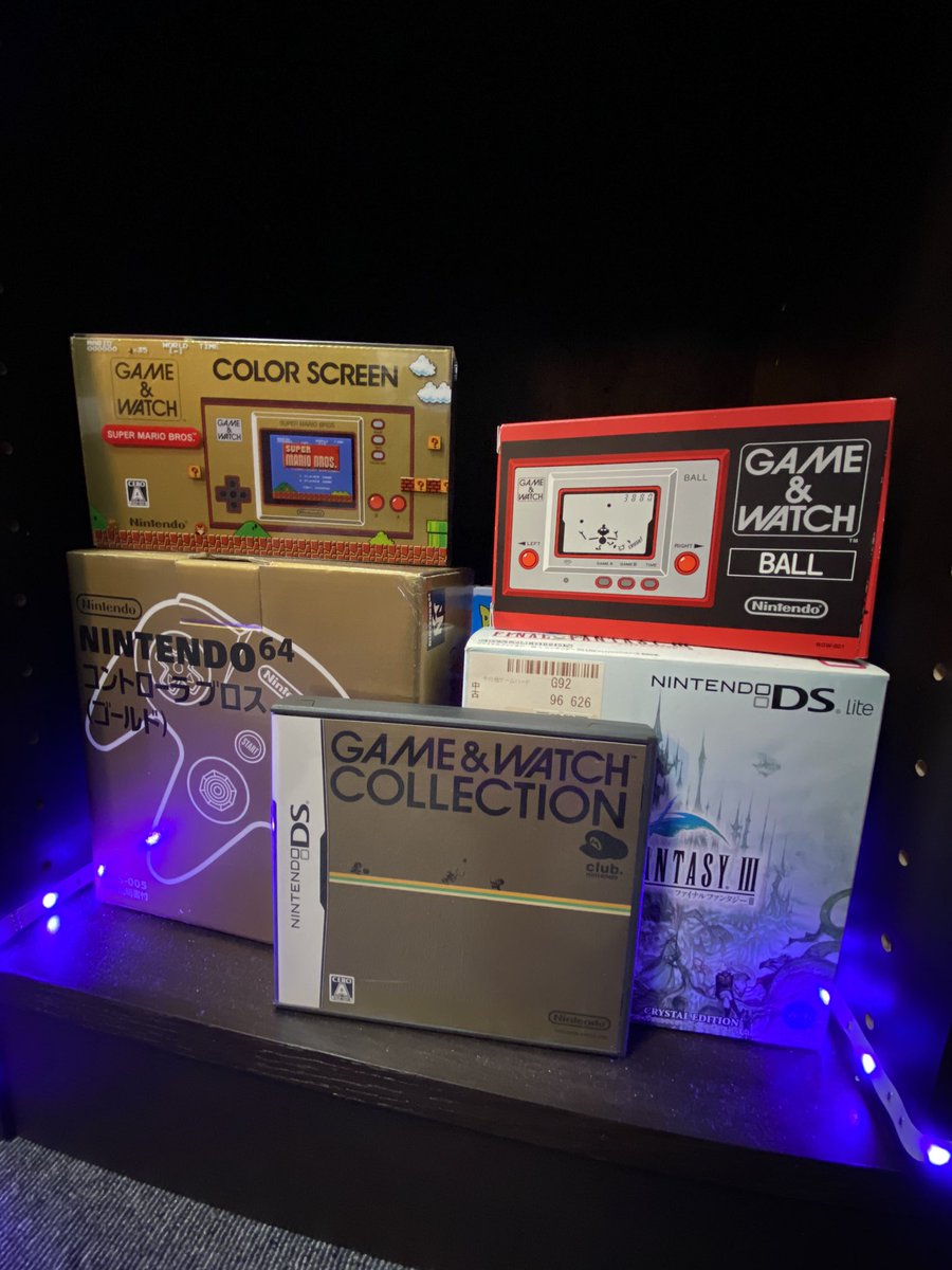 JapanGemu's tweet photo. Las game&amp;watch tal vez son de las consolas con más historias y que marcaron mucho a la gigante Nintendo en sus primeros años de posicionamiento en el terreno de los videojuegos https://t.co/VtLyK5r2Xx  , hoy veremos precios actuales y halaremos un poco de su Historia ! https://t.co/AE4k54UjWp