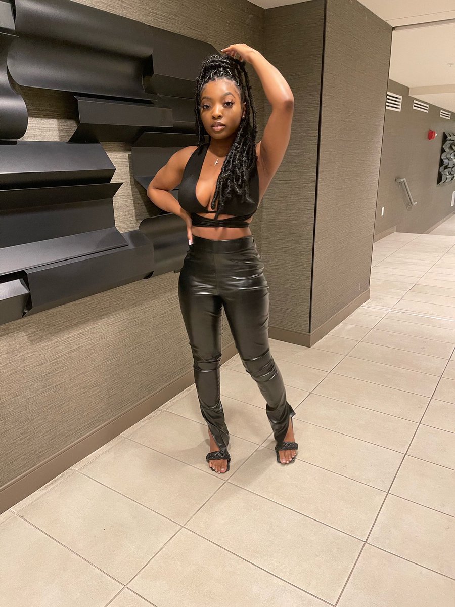 christennee_e's tweet photo. be his peace, he already wishing you was me💋 https://t.co/wEgW6Qz0NV