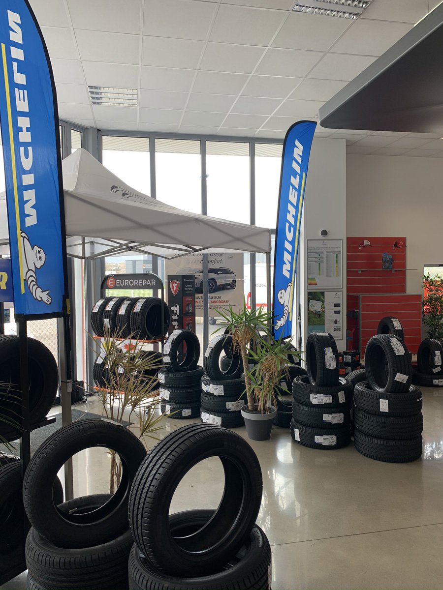BenoitGhachi's tweet photo. Quand #michelin anime #citroen #pneus https://t.co/tWJcP8akDX
