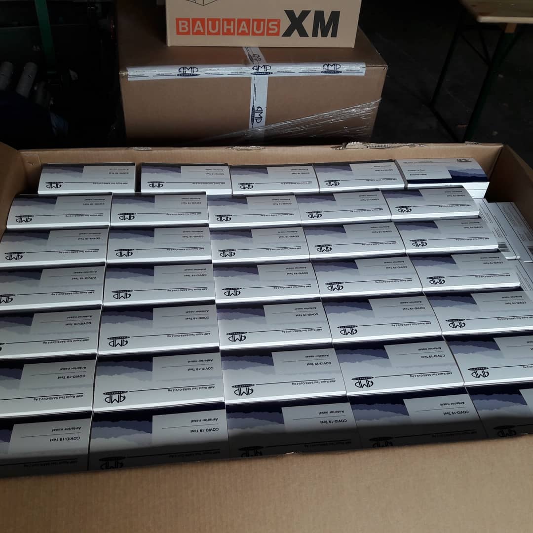RostockThw's tweet photo. #Covid-19 Nachrichten aus Mecklenburg Vorpommern: Das Technisches Hilfswerk in Rostock liefert ab Montag ca. 400 000 Selbsttests aus! #Helfer des Ortsverbandes bereiteten dieses Wochenende die Verteilung von Selbsttests vor. https://t.co/GcbwLIiFSQ