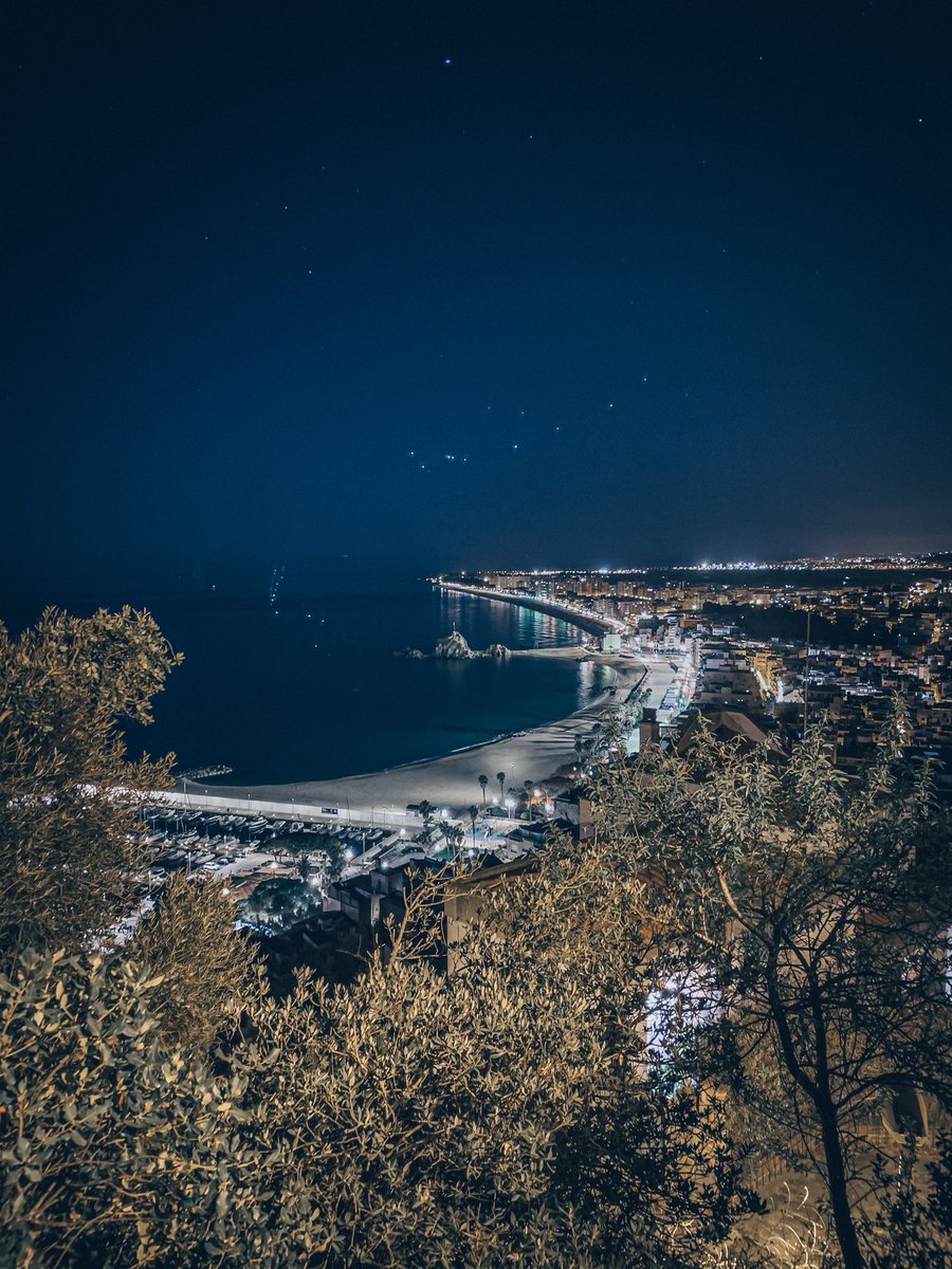 comasapi's tweet image. Vols viure a #Blanes? Truca’ns al 972 334 778 

#CostaBrava #EstimemBlanes #Venem