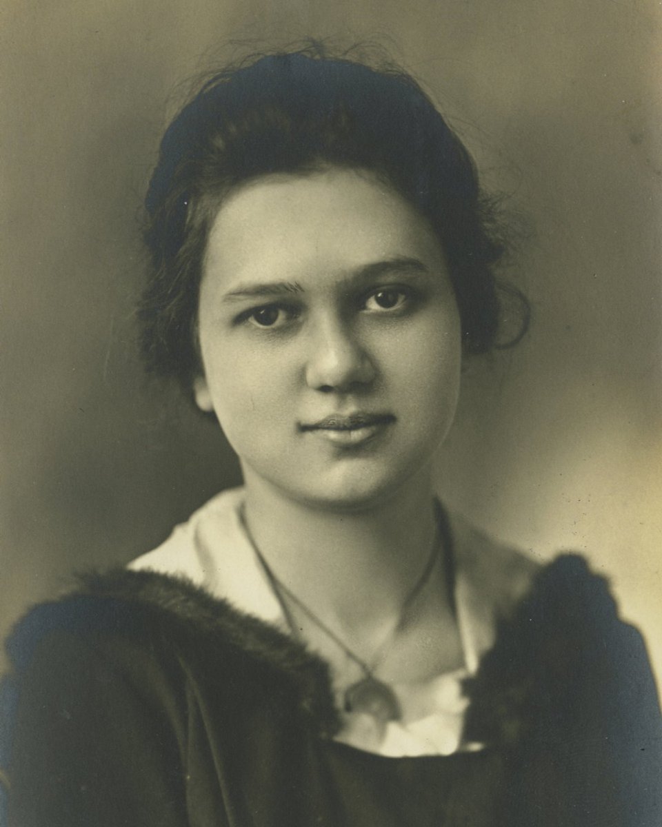 Join us during Women's History Month as we celebrate some amazing composers! Today we learn about Ruth Crawford Seeger.
#racinesymphony #musicisessential 
peggyseeger.com/ruth-crawford-…