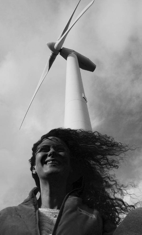 BedfordSonya's tweet image. God I love wind turbines! BEIS is investigating the planning blocks, please please let’s hope they see sense and we can have more #ilovewind #communityenergy #windturbines