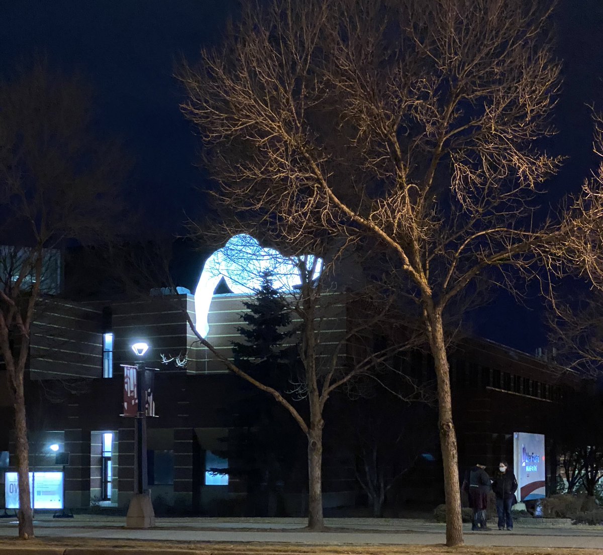GinoAkbari's tweet photo. It’s been a wonderful weekend of walking around downtown, running into these gems and art work. Weathers warming up and people are out enjoying the #yeg 
Sometimes restrictions make you appreciate things you took for granted. #yeg #yegdt #yegcc #yegvote #yeglife https://t.co/2uJFuVOWxb