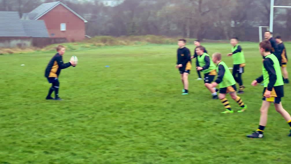 SkewenRFCMinis's tweet photo. @Skewenrfc U12βs enjoying getting back to training today π€ππ #FTPPTF @CommunityOsprey @WRU_Community https://t.co/EFF5ZQzxFq