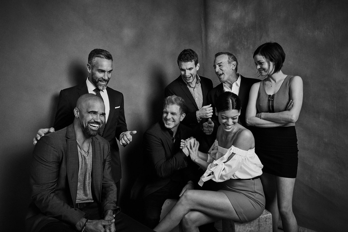TeamSwatFR's tweet photo. #RENEWSWAT #SWATS5 #SWAT https://t.co/6hfrYgaIXY