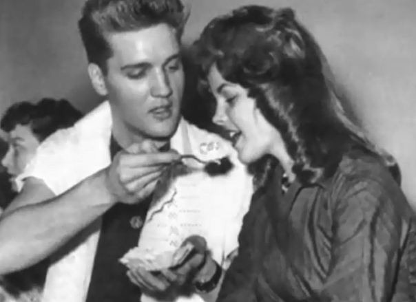 Elvis_News's tweet photo. Fascinating stories in "ELVIS: Behind The Legend" book about the women in Elvis Presley's life!
Read free excerpt here: https://t.co/o5ZmoFd3al
#ElvisBook #Kindle #KindleUnlimited #ElvisBooks #Ebooksale #kindledeals #KindleBook #KindleBookstore #ElvisPresley #ElvisHIstory https://t.co/jP0aL8lYZ7