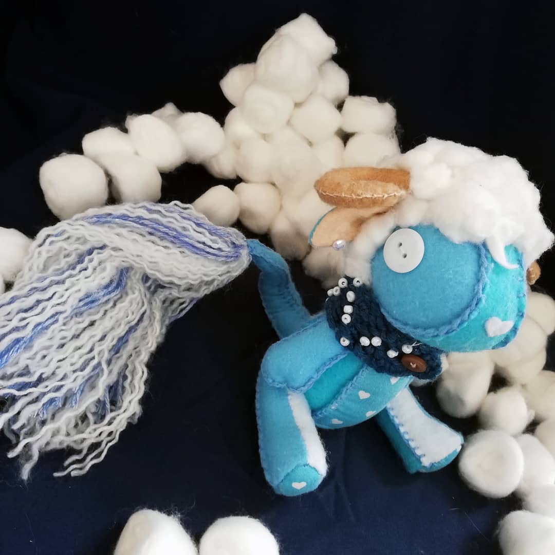 CakeHawke's tweet photo. I love making these so much ๐
#artdoll #plushdoll #handmade #handmadeplush #plushcraft #feltcraft #cloudaesthetic #fantasycreature
https://t.co/gSMJK0BFON https://t.co/9ypDYUv244