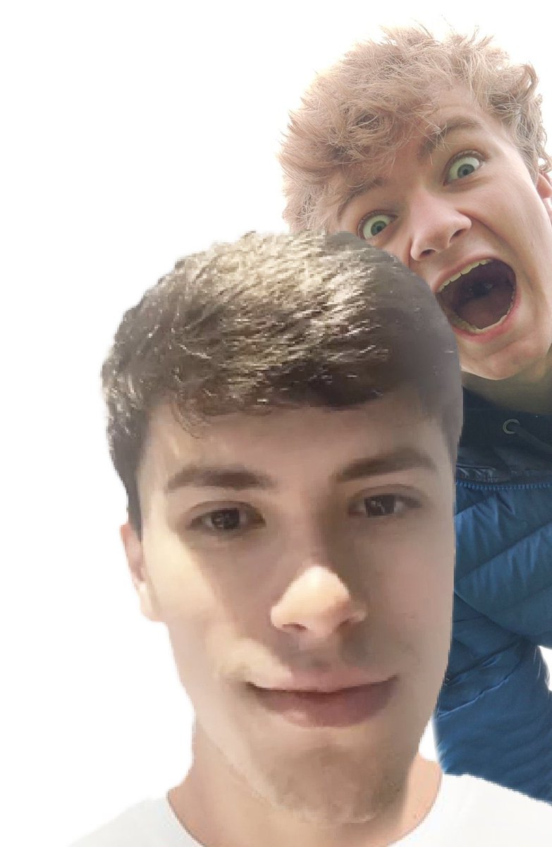 InnitSecret_'s tweet photo. found this geezer at the park, proper weirdo he is https://t.co/Ig6L56dOHH