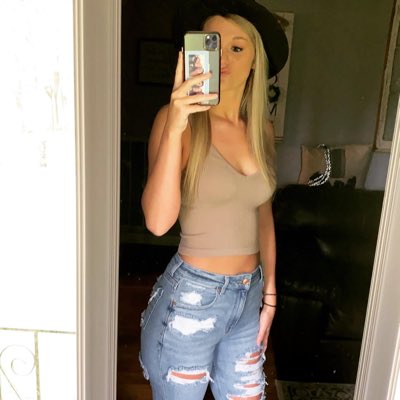 KayyBrookeee's tweet photo. #NewProfilePic https://t.co/AsHOAm1Zof