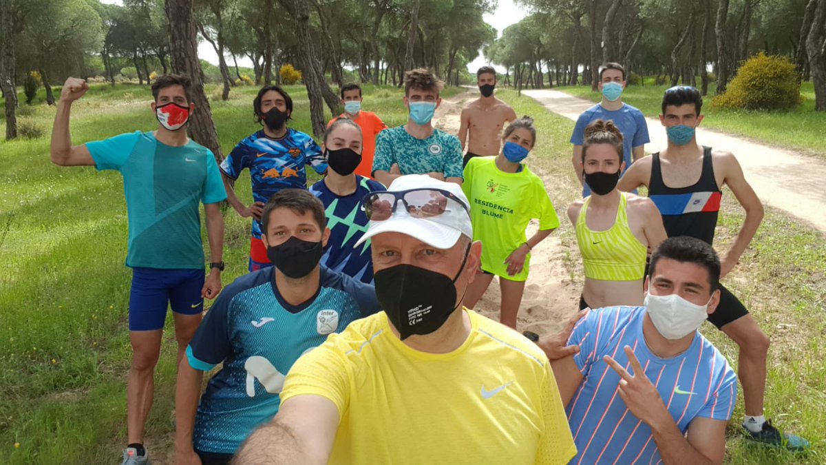 adryben44's tweet photo. Después de 2 semanas de concentración volvemos a casa con los deberes hechos💪🏼
Con este pezado de grupo solo se puede ser feliz❤️
#Punta21 https://t.co/OLC38VvolZ