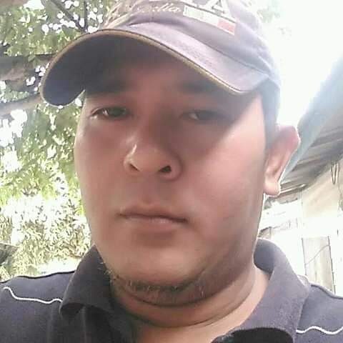 AzmiManru's tweet photo. Abdul gani alias gayporno from Riau indonesia"On line gay dile to wa: 0852 5349 4099, Plese telp..👈 https://t.co/CyUyYYMuIk
