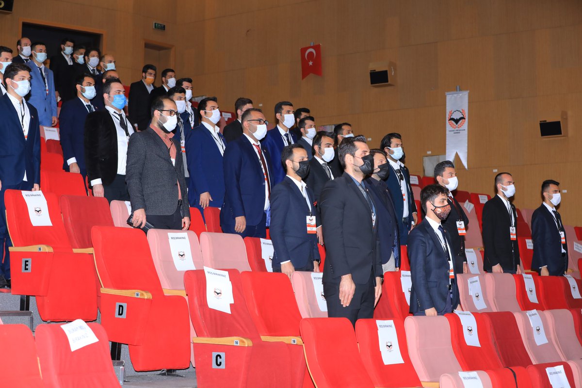 TuruncuBeyazDer's tweet photo. Turuncu Beyazlılar Derneği 1.Olağan Genel Kurulumuzu gerçekleştirdik. Üyelerimizin ve Adanaspor camiasının sembol isimlerinin misafir olarak katıldığı genel kurulumuzda Adanaspor isminin hak ettiği değeri görmesi ve güçlü bir camia olarak hareket etmemiz gerektiğini vurguladık. https://t.co/iurbCXt9Oj