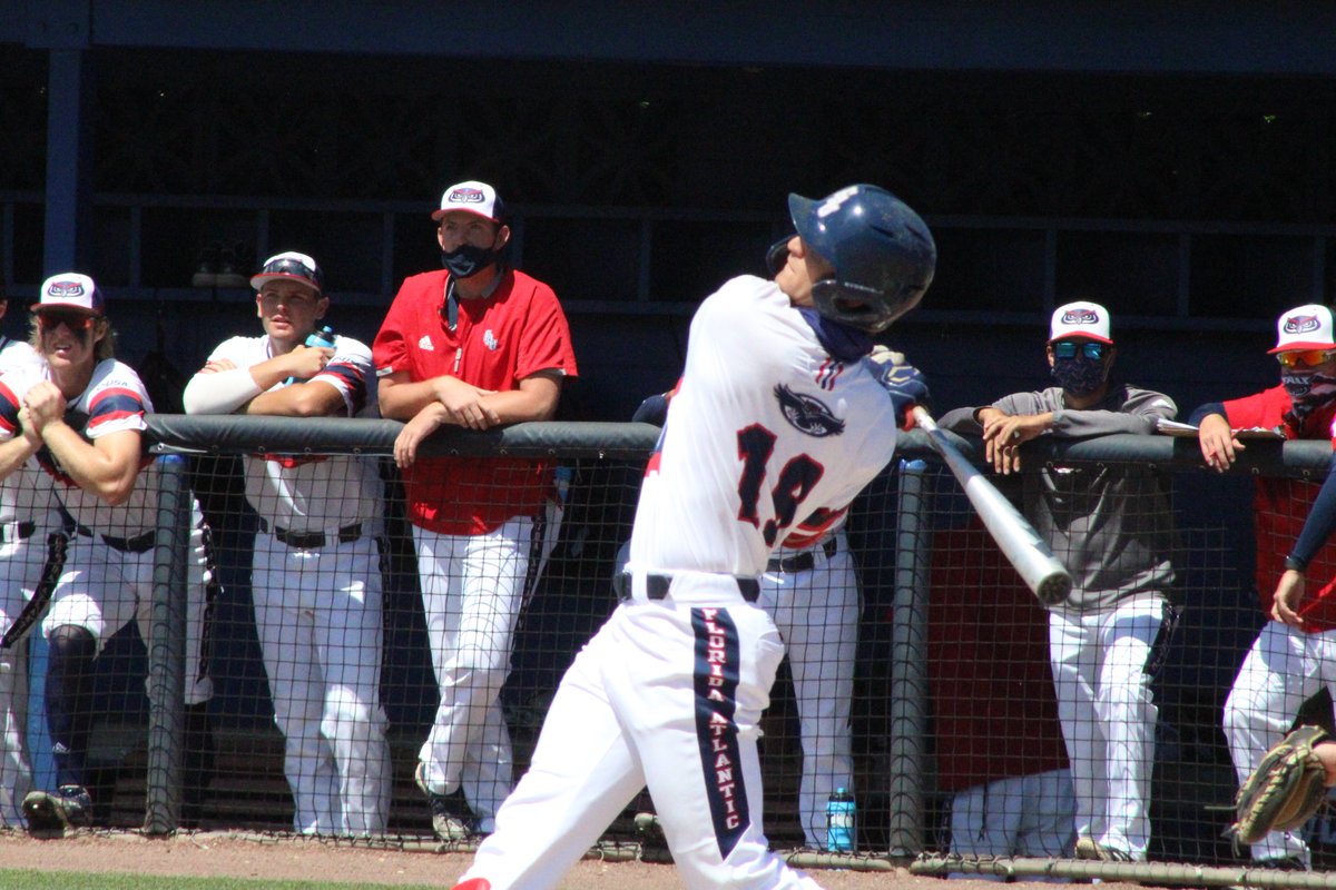 FAU_Owls_Nest's tweet photo. TOUCH 'EM ALL, @JaredDeSantolo! 💪

Last night's walk-off hero comes through for the Owls AGAIN, hitting his first home run of the year!

#MU 0 - #FAU 1 | E3 | @LealLaw https://t.co/0fjG0EPN0X