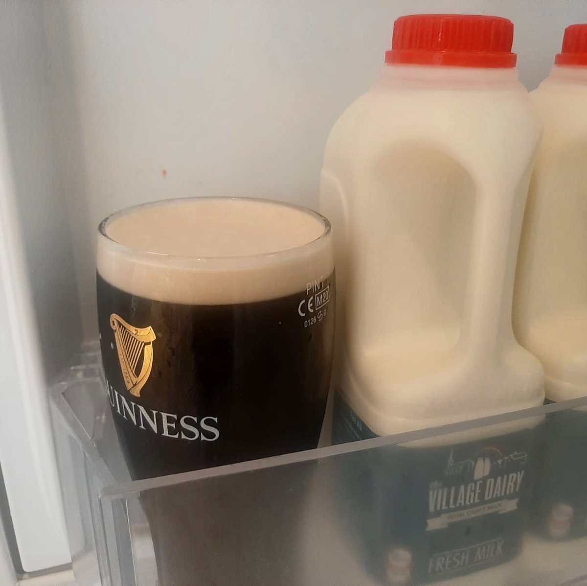 Richardstearn's tweet photo. #HOPE #takeawaypints are back #turningthecorner #fallons #dublin8isgreat https://t.co/PQa1VhVKgl