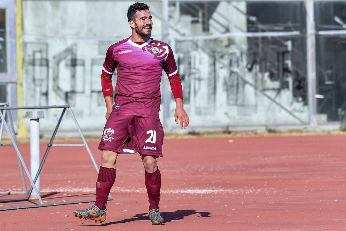 quilivorno's tweet photo. #livorno #livpro #vercelli #serieC Livorno-Pro Vercelli 2-1, vittoria d’orgoglio degli amaranto https://t.co/M9uFuIJbZG https://t.co/jpxUtaR3JS