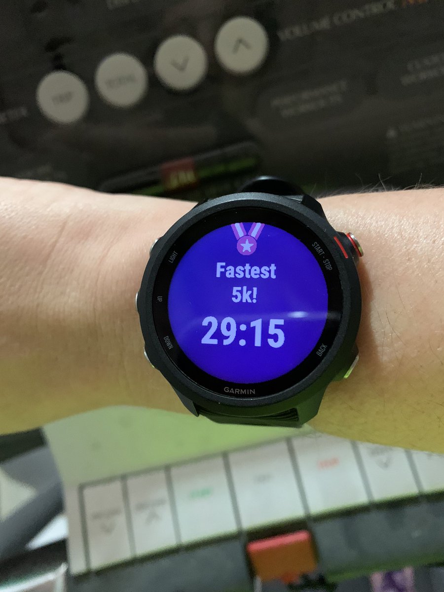 soundslike_alex's tweet photo. When you have a Pavlovian response to be motivated when you hear the voice of @Blunder_Woman, and PR a 5k! 😂 #audiobookswhilerunning @ComfyMentor #fastest5k https://t.co/6XTr5gMNtw