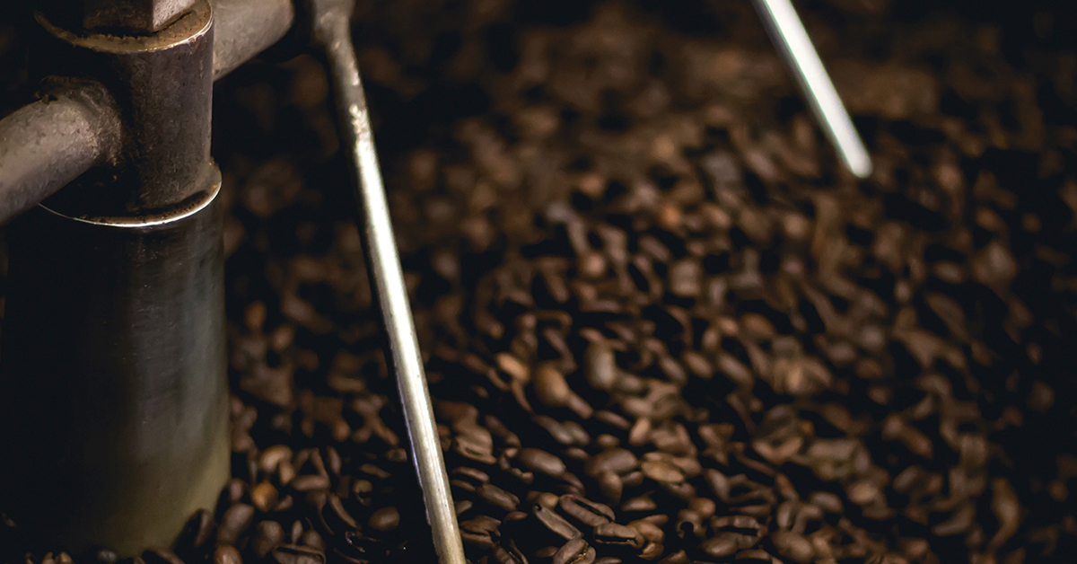 coffeecodeksa's tweet image. تمتاز محمصة كود القهوة بقدراتها العالية في التحميص بأرقى المعايير. 
#قهوة #قهوتي #محمصة #محمصة_قهوة #القهوة #القهوة_المختصة #مقهى #مقاهي