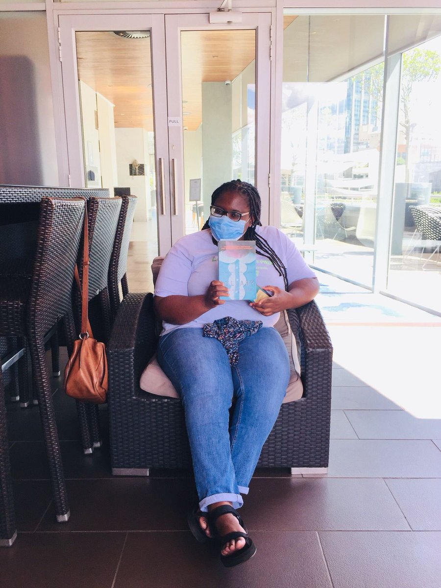 wynaB's tweet photo. After the rough week I had work wiseππΎββοΈππΎββοΈ , all I needed was just to read and exhale this weekend. Thanks @MsNicci_ for curating intimate reading spaces, with my bookish sisters @PhumiJoelle @matlhoma #ReadingDates #BookishWeekEnd #InkDrinkers #BookLovers https://t.co/Lyymf2ILrh