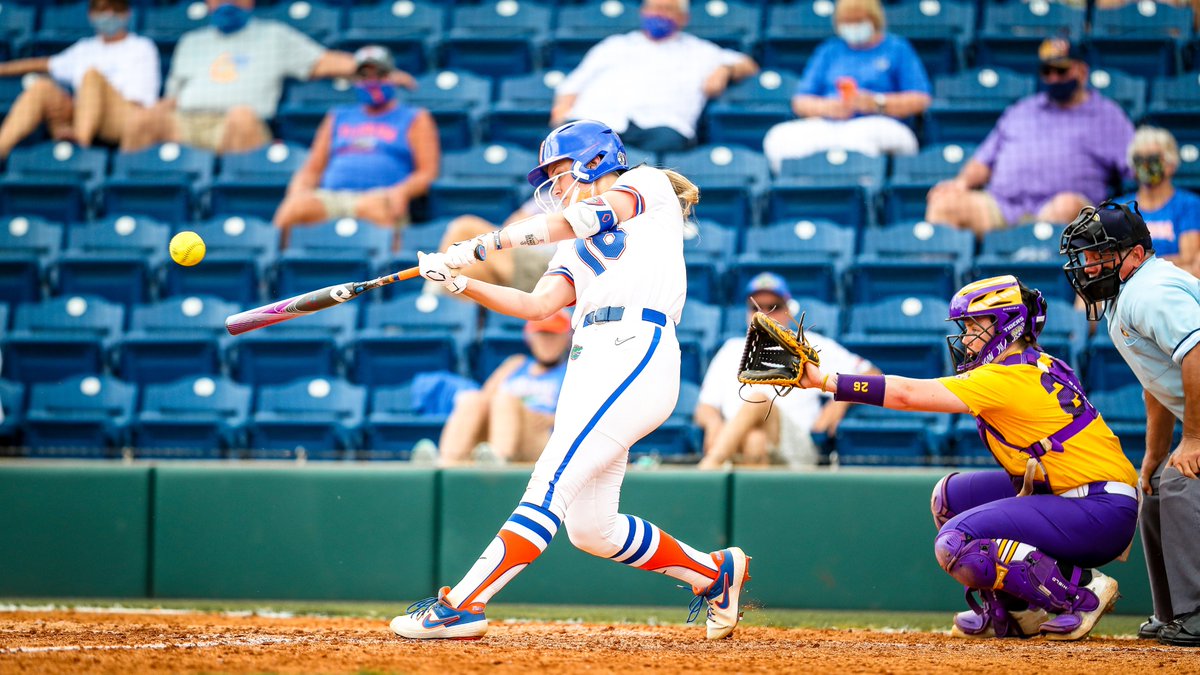 B4 | Wilkie picks up a two-out base hit and is now 2-for-2 today which ties her season-high‼️ #GoGators 

Gators 7 | Tigers 2