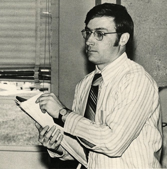 OLGCHS's tweet photo. It is with a very heavy heart we share the news of the passing of Tom Kolar. There are few individuals in the history of GC who have meant so much to so many as Tom. For more than 50 years of service he inspired, enlightened, and encouraged generations of Falcons
#foreverafalcon https://t.co/SRZDWQe1nC