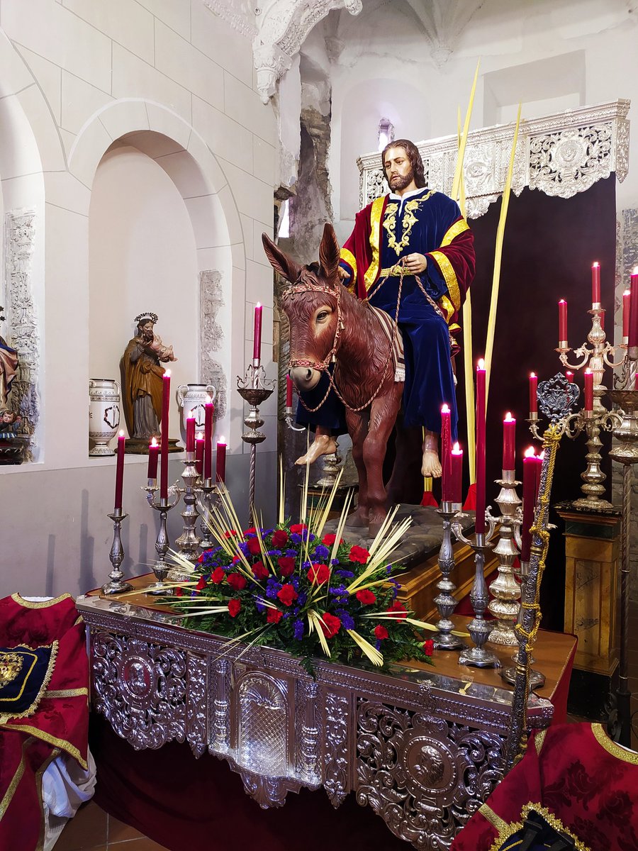 GonzaloGarrigos's tweet photo. Cristo Rey entrando en Jerusalén. Parroquia de Santa Justa y Rufina #Toledo #DomingoDeRamos #SemanaSanta2021 #SemanaSanta #DomingodeRamos2021 https://t.co/b2ybkjN5PS