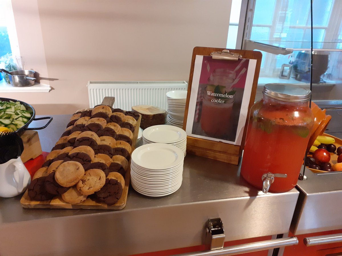 Tonight's spread in Wingfield is out of this world! Massive thanks to <a href="/ChartwellsIndSG/">Chartwells Independent</a> for making us feel like royalty! What a spread! <a href="/SG_WingfieldD/">Sherborne Girls Wingfield Digby</a> @SG_DunHolme <a href="/SG_Kenelm/">Sherborne Girls Kenelm</a> <a href="/SG_ReaderHarris/">Sherborne Girls Reader Harris</a> <a href="/SG_AEast/">Sherborne Girls Aldhelmsted East</a> <a href="/SherborneGirls/">Sherborne Girls</a>