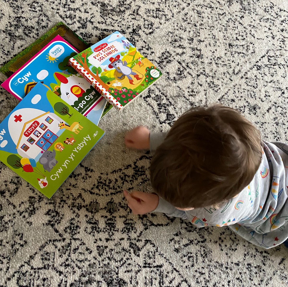 A regular bedtime story can help your child’s language development, establish a routine and help them get a good night’s sleep.

Join the #BedtimeBookClub to spend some quality time together and unwind after a long day.