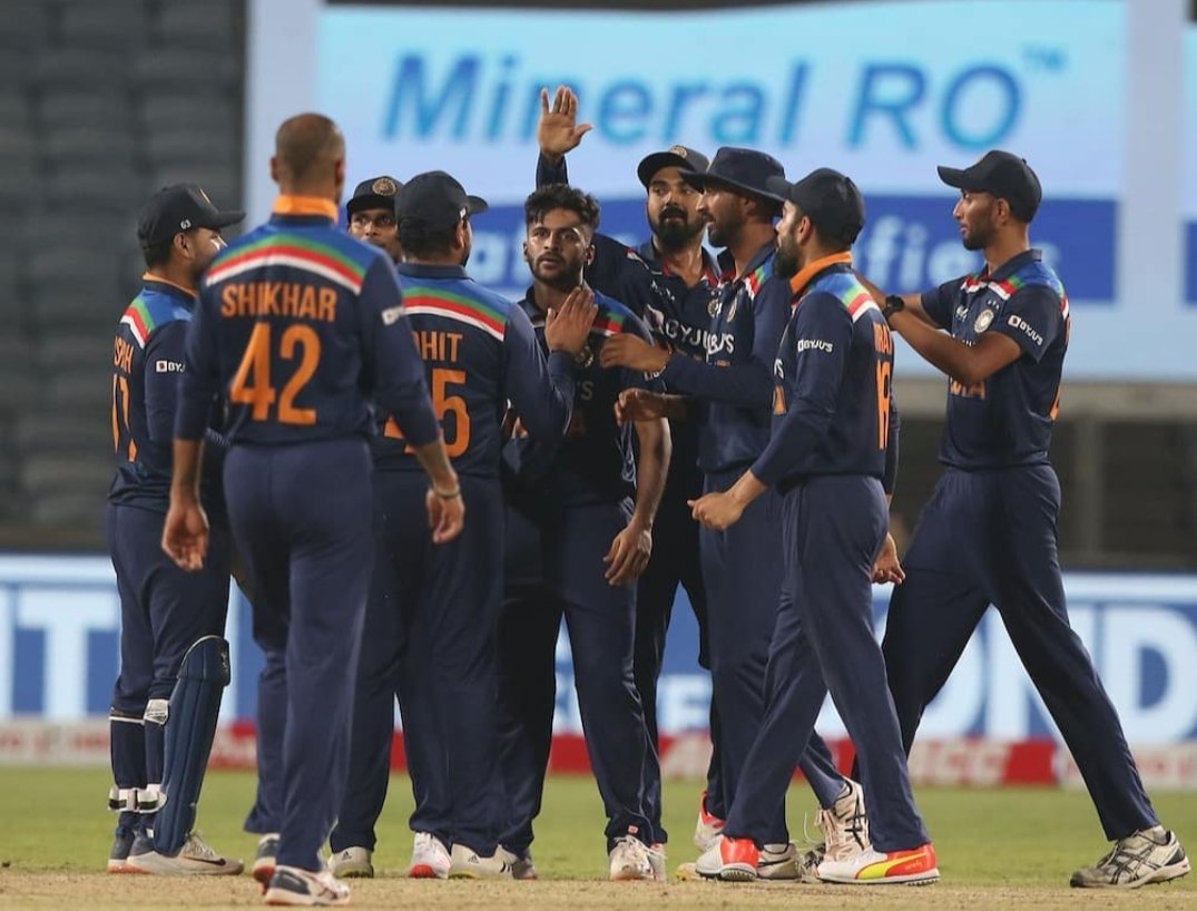 Tafri_Rocket's tweet photo. 🇮🇳INDIA WIN🇮🇳

Sam Curran's 95* Went In Vain As India Clinched A Thriller In The 3rd ODI, Beating England By 7 Runs To Win The ODI Series 2-1.

#INDvENG #Cricket #Samcurran https://t.co/W2a9t5ijJk