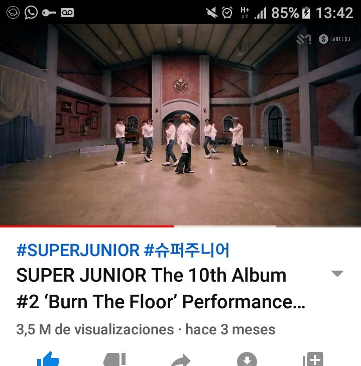 MarDelEste_LDH's tweet photo. Domingo de streaming a full...
Que no acabe la fiesta..! 🏡🎉
#Stream20M
#SUPERJUNIOR 
#SUPERJUNIOR_HouseParty 
@SJofficial https://t.co/0cdH2kUisu