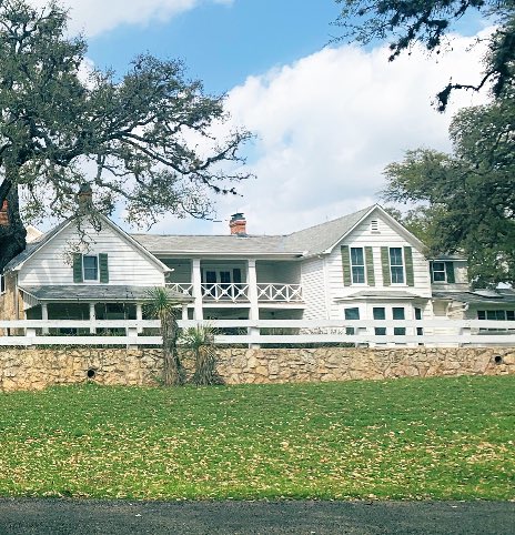 MsAnabelRomero's tweet image. Enjoyed my short road trip to Stonewall, TX to visit the Texas White House. Jags-let’s continue to make a difference and conquer this upcoming week! #JordanMSLegends #BetterTogether