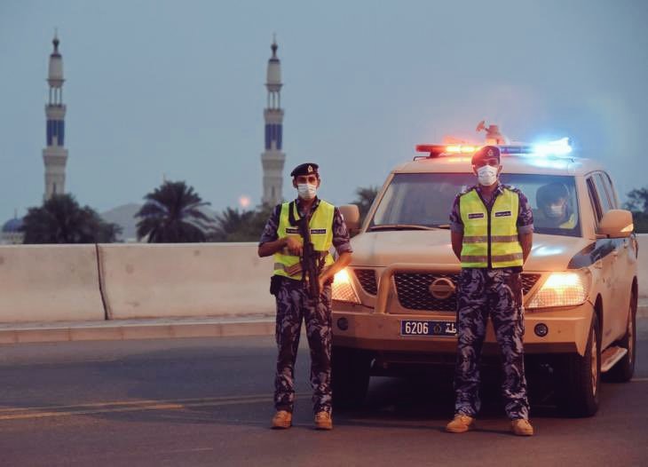 0__ab0's tweet photo. نا��ت عمان وعين الجند تحرسها
لا مسّت النارُ عيناً تحرس الوطنَ
#الاغلاق_الليلي https://t.co/1zvTvEb72Q