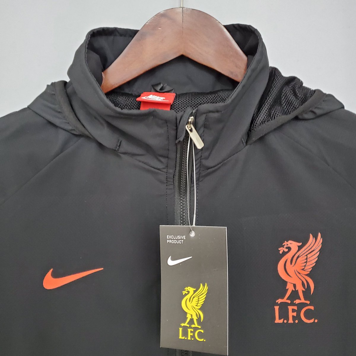 kitsdirectuk's tweet photo. Nike Liverpool F.C Windbreaker Jacket 

All Sizes Available ✅ https://t.co/p08onCyUnd