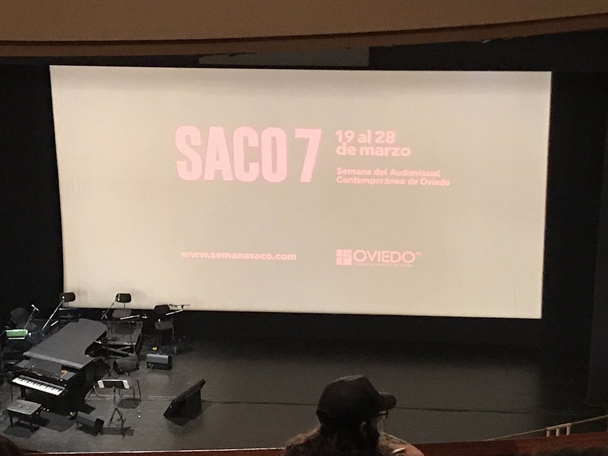 RamonSobrino1's tweet photo. En @teatrocampoamor comienza #Nosferatu @saco_oviedo con #RadioNosferatu #JacobodeMiguel https://t.co/gEIPygFbmK