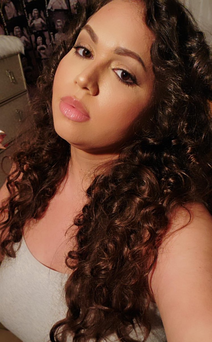 plusmodelcesiah's tweet image. #plusmodel #curvymodel #curlyhair