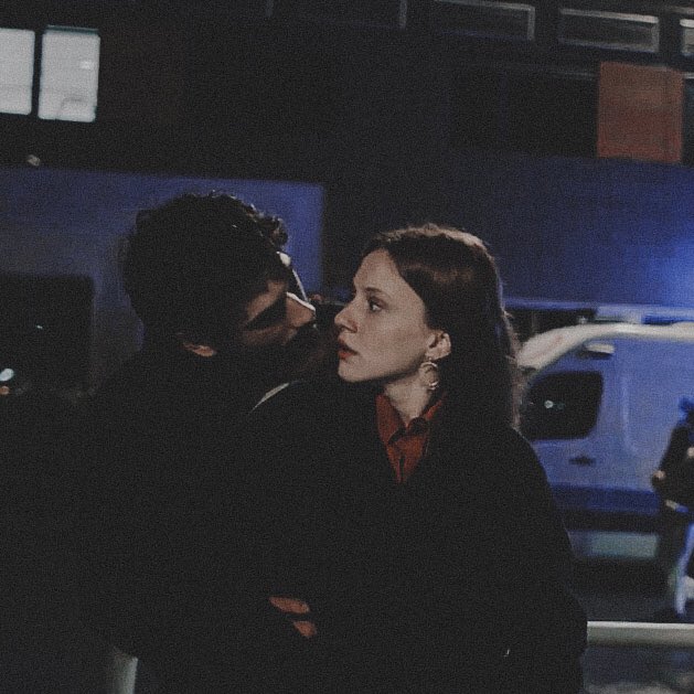 Hangi dizi çiftinin daha çok beğeniyorsunuz?

#ReyMir diyenler RT 
#DicBar diyenler Fav
#MenajerimiAra #Hercai