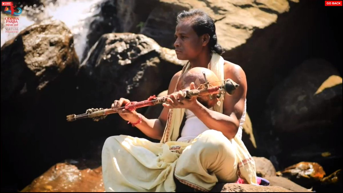 OdishaParba's tweet photo. ଆନ୍ତର୍ଜାତିୟ ଓଡ଼ିଶା ପର୍ବରେ 'ଆଦିଧୂନ' ପରିବେଷିତ ରୋମାଞ୍ଚକର ସଂଗୀତ କାର୍ଯ୍ୟକ୍ରମରେ ପଶ୍ଚିମ ଓଡିଶାର ଝଲକ
#OdishaParba2021 #VirtualOdishaParba #AdamyaOdisha #AdiDhun #Sambalpur #folkmusic #folkmusicians #FestiveOdisha #OdiaCulture #OdiaTradition #EmergingOdias #Odisha https://t.co/c5SJQDQCIA