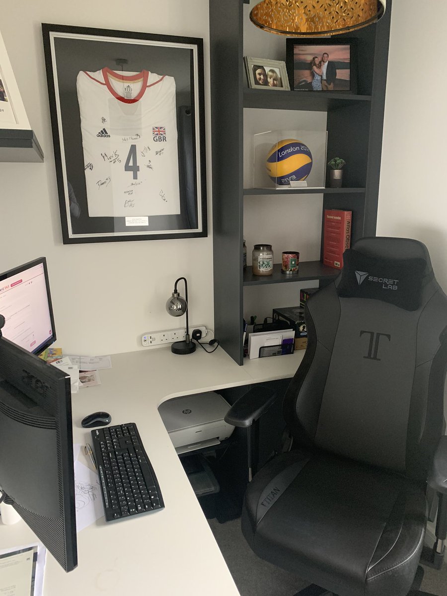 Dan Hunter tweet media