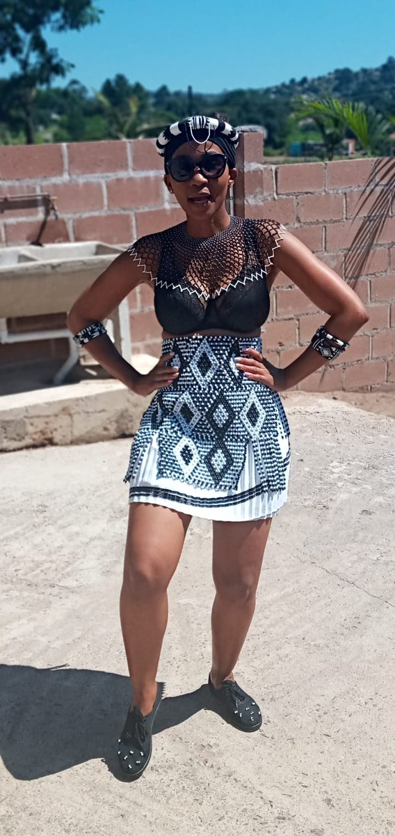 royalzbeads's tweet photo. @UnaMbo1 @Gumede_Diego https://t.co/wtZ32u9kWG