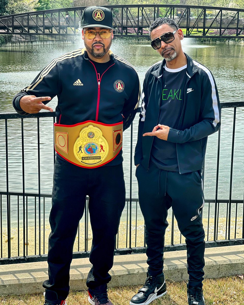 ATLHollywoodKid's tweet photo. “Champ” x #ManagerOfLife... 🏆💼
“The Swarm” is coming! 🎤🐝 #SpeakLife
@JawzOfLife is back with a NEW SINGLE and EP, produced entirely by @Mr_Enok! Available soon on your favorite digital platform. 📲💻📻
#TheSwarm #JawzOfLife #Champ #MrEnok #HKEG #HipHop #Music #Atlanta https://t.co/7OA6pxCNlo