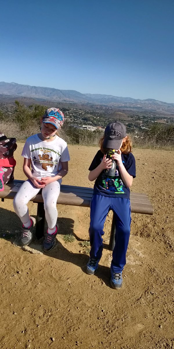 Mirdear1's tweet photo. Hike 3 Los Robles Overlook Trail.
#coschallege https://t.co/swsHiFhQiB