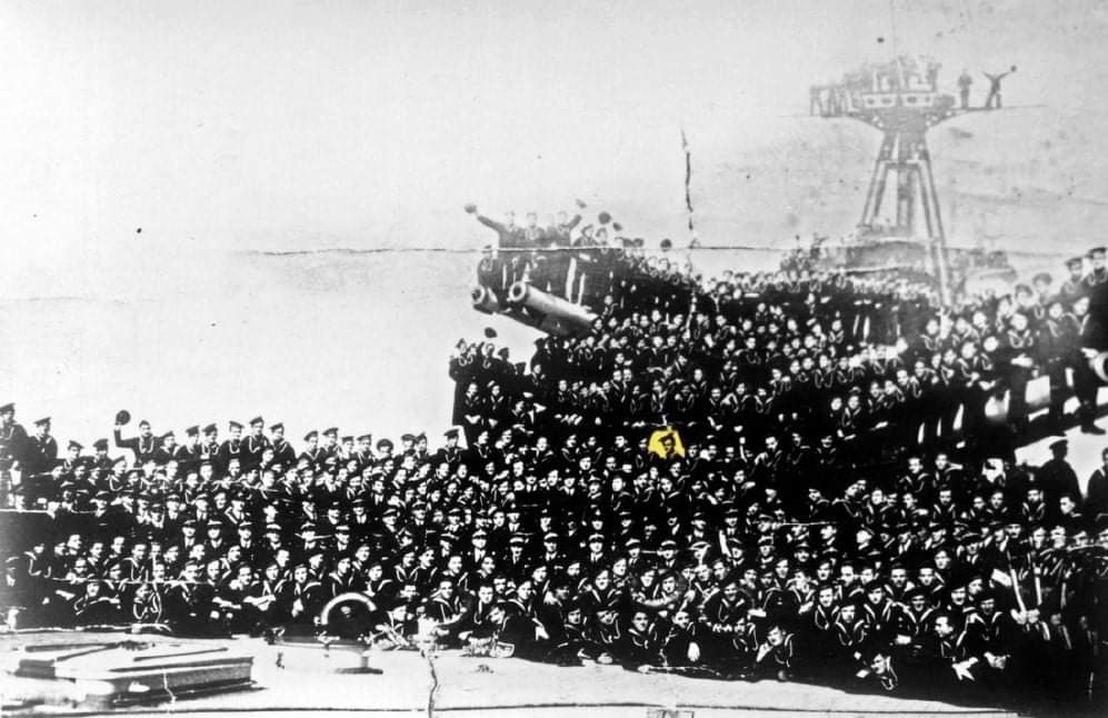ItaMonarchici's tweet photo. 80° Anniversario della battaglia di #CapoMatapan (1941), in memoria dei caduti di uno dei più gravi fatti d'arme per la nostra #Marina: 🌐https://t.co/hp40KaCPqW
#ItalianiMonarchici #RegiaMarina https://t.co/YndnV5Z4JO