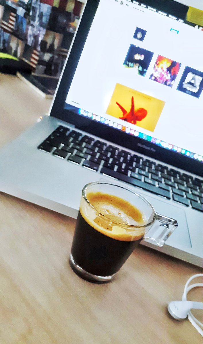 YWhitewash's tweet photo. Sunday Coffee Afternoon.😎☕ https://t.co/oSHYO2SocG