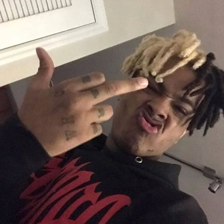 pedestrian's tweet image. 