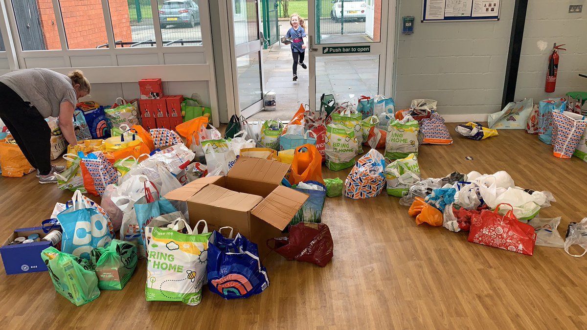 Wow!!! Absolutely blown away again. Fantastic work from all <a href="/Rylands_Sharks/">Rylands Sharks ARLFC</a> in aid of <a href="/PwF_Parish/">Poulton with Fearnhead Parish Council</a> foodbank! We can’t wait to keep working with you <a href="/KassiaAcademy/">The Kassia Academy</a> over the coming season!  #GoSharks #Wedothingsdifferentlyhere